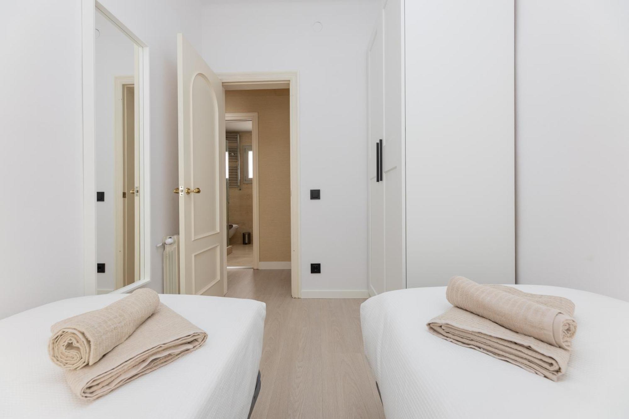 Long Term Camp Nou Appartement *